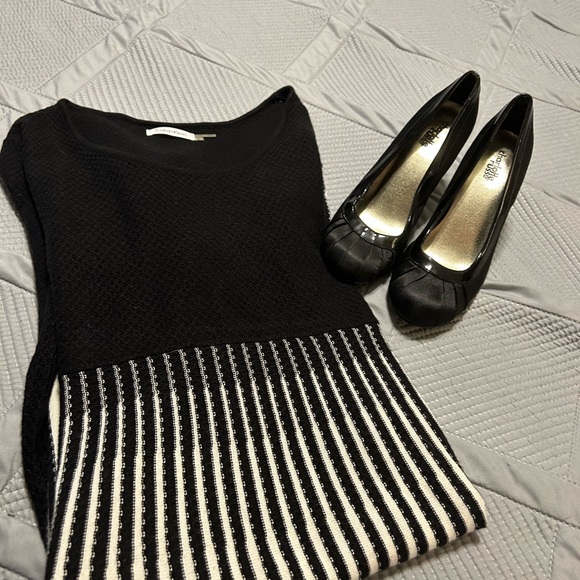 Calvin Klein l,black knit too and black and white stripes down knit. - Picture 8 of 16